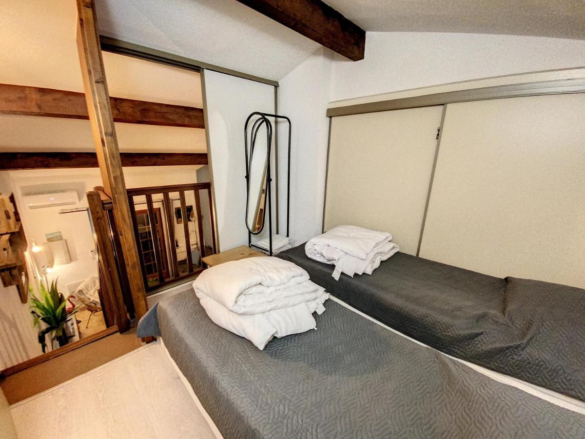 Appartamento Superbe Duplex Aux Saintes Terrasse Plein Sud 3*** Esterno foto