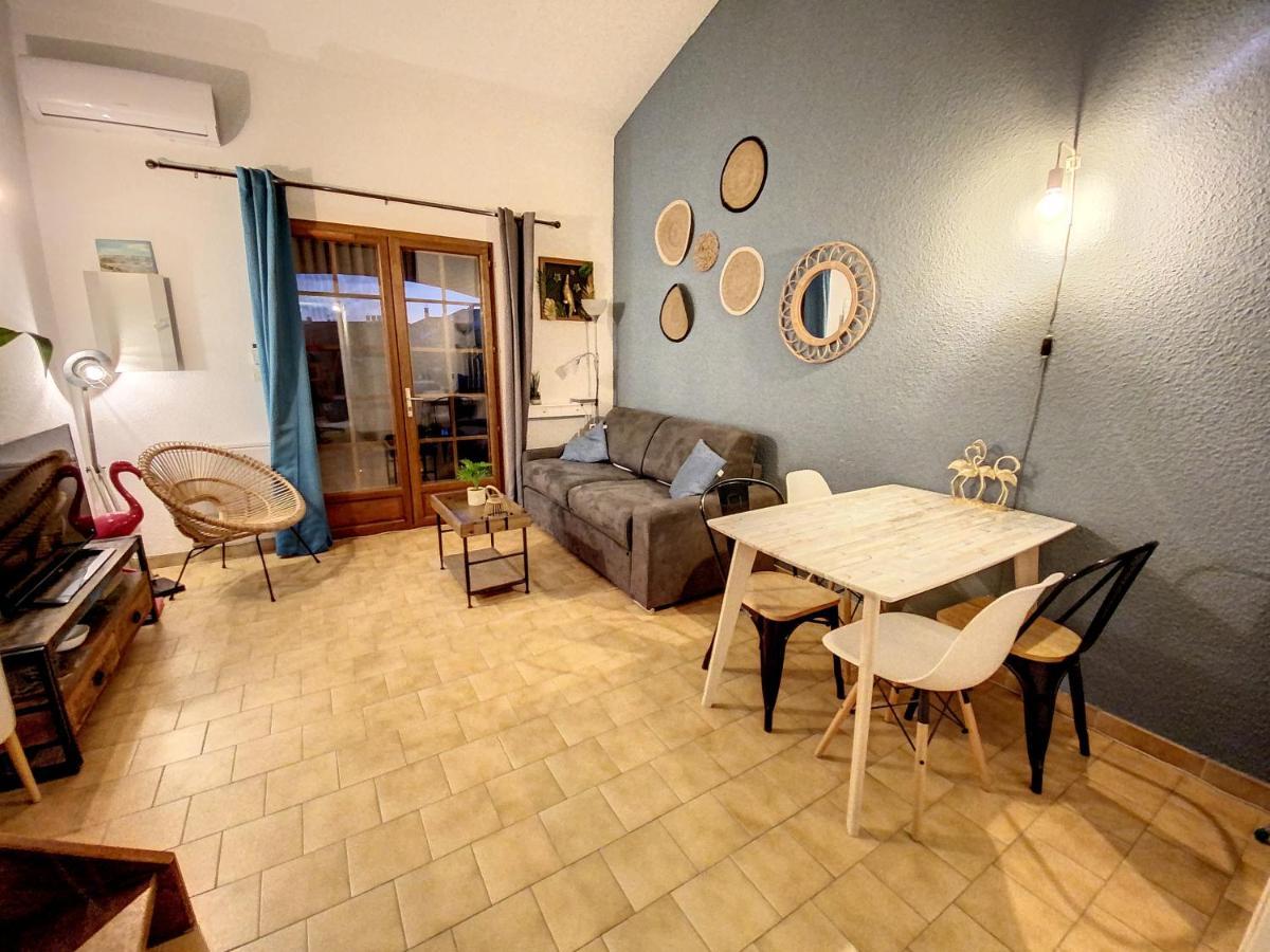 Appartamento Superbe Duplex Aux Saintes Terrasse Plein Sud 3*** Esterno foto